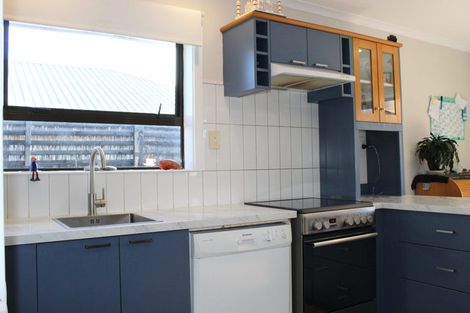 Photo of property in 132 Pacific Road, North New Brighton, Christchurch, 8083