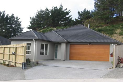 Photo of property in 43 Winsley Terrace, Churton Park, Wellington, 6037