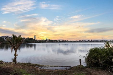 Photo of property in 7 Eric Price Avenue, Takapuna, Auckland, 0620