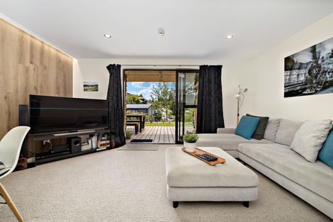 Photo of property in 67 Andrews Road, Queenstown, 9300