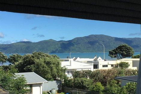 Photo of property in 124a Seaview Road, Paraparaumu Beach, Paraparaumu, 5032