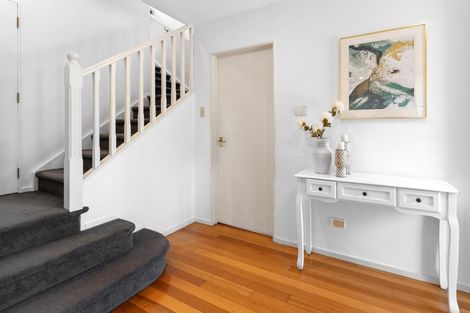 Photo of property in 2c Braemar Road, Rothesay Bay, Auckland, 0630
