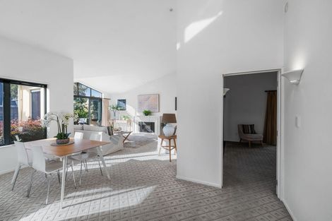 Photo of property in 8 Church Lane, Merivale, Christchurch, 8014