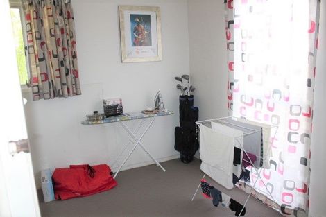 Photo of property in 10 Lynley Place, Pakuranga Heights, Auckland, 2010