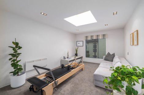 Photo of property in 45 Waiwetu Street, Fendalton, Christchurch, 8052