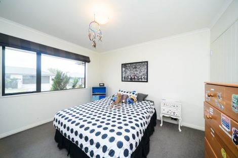 Photo of property in 2 Rose Place, Awapuni, Palmerston North, 4412