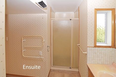 Photo of property in 42a Avondale Road, Taradale, Napier, 4112