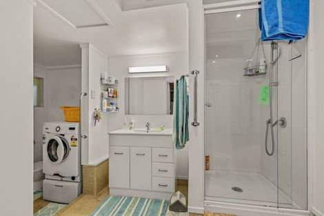 Photo of property in 3 Lowtherhurst Road, Massey, Auckland, 0614