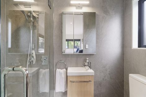 Photo of property in 3a Brookfield Road, Te Atatu Peninsula, Auckland, 0610