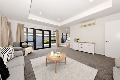 Photo of property in 273a Cranford Street, St Albans, Christchurch, 8052