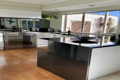 Photo of property in 2/71 Balmain Road, Birkenhead, Auckland, 0626