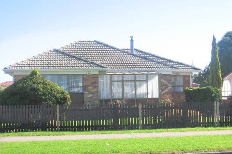 Photo of property in 2/11 Caspar Road, Papatoetoe, Auckland, 2025