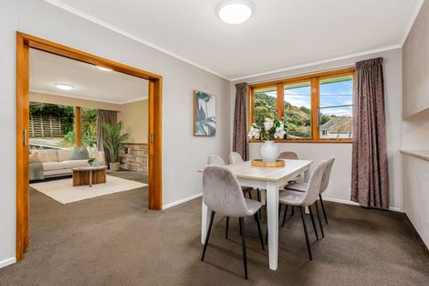 Photo of property in 296 Main Road, Tawa, Wellington, 5028