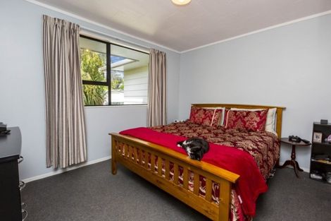 Photo of property in 6f2- Gemstone Drive, Birchville, Upper Hutt, 5018