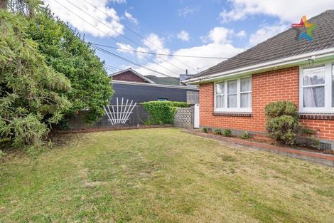 Photo of property in 1 Fairfield Avenue, Fairfield, Lower Hutt, 5011
