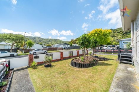 Photo of property in 20 Manurewa Grove, Wainuiomata, Lower Hutt, 5014