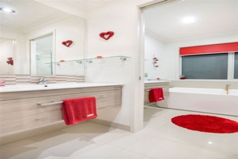 Photo of property in 2 Gateshead Road, Pokeno, 2402