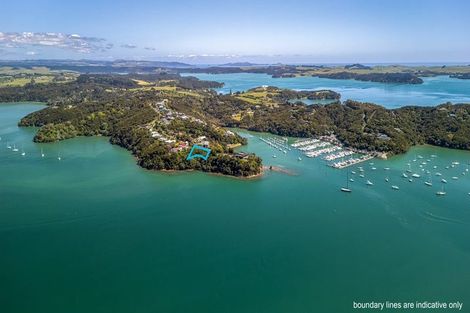 Photo of property in 100 Doves Bay Road, Kerikeri, 0294