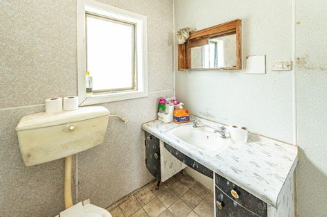 Photo of property in 25 Manuka Street, Castlecliff, Whanganui, 4501