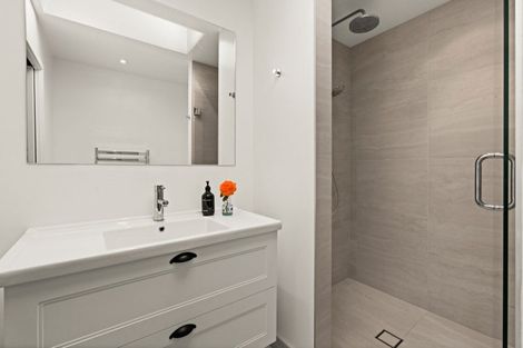 Photo of property in 10 Charlton Road, Te Awanga, 4102