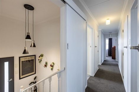 Photo of property in 8 Heatherlea Heights, Feilding, 4702