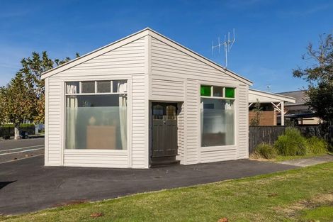 Photo of property in 2 Ashridge Road, Napier South, Napier, 4110
