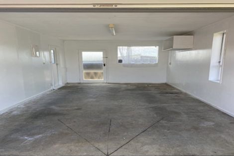 Photo of property in 1/97 Golf Road, New Lynn, Auckland, 0600