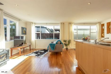 Photo of property in 68 Broderick Road, Johnsonville, Wellington, 6037