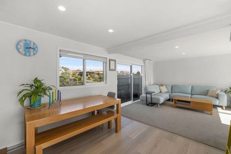 Photo of property in 45 Saint James Street, Richmond Heights, Taupo, 3330