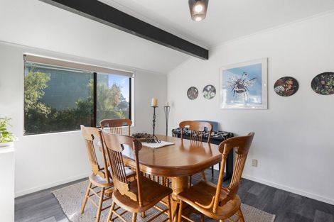 Photo of property in 29 Matthew Place, Kawaha Point, Rotorua, 3010