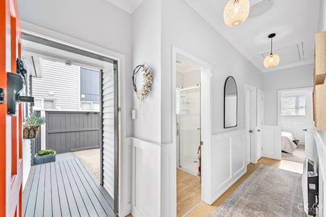 Photo of property in 31 Birdwood Road, Waterloo, Lower Hutt, 5011