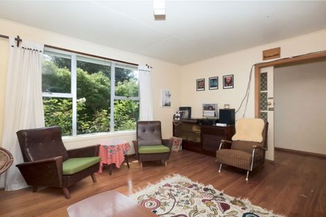 Photo of property in 2 Owhiti Street, Titahi Bay, Porirua, 5022