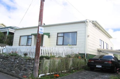 Photo of property in 14 Karepa Street, Brooklyn, Wellington, 6021