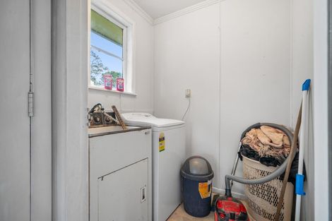 Photo of property in 203 Frankley Road, Frankleigh Park, New Plymouth, 4310