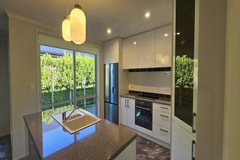 Photo of property in 17 Pimelea Street, Papamoa Beach, Papamoa, 3118