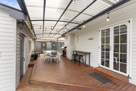 Photo of property in 36 Pitama Road, Awapuni, Palmerston North, 4412