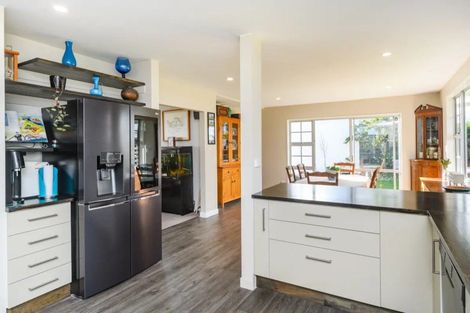 Photo of property in 17 Anaru Place, Awapuni, Palmerston North, 4412