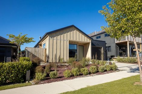 Photo of property in 16 Crop Street, Jacks Point, 9371