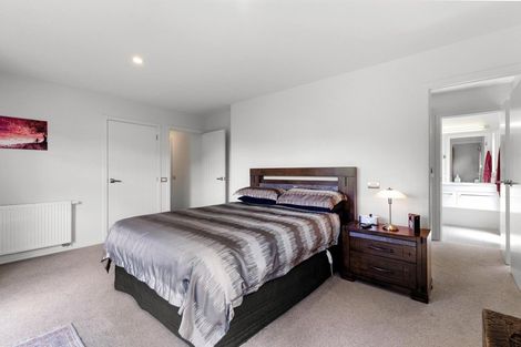 Photo of property in 36 Orford Drive, Jacks Point, Queenstown, 9371
