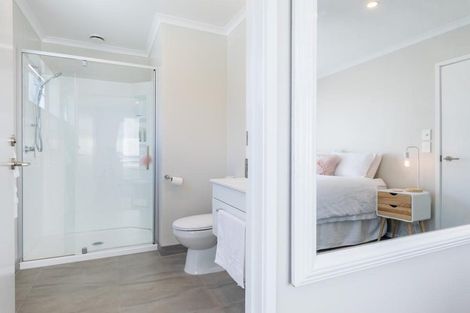 Photo of property in 14 Oioi Road, Hobsonville, Auckland, 0616