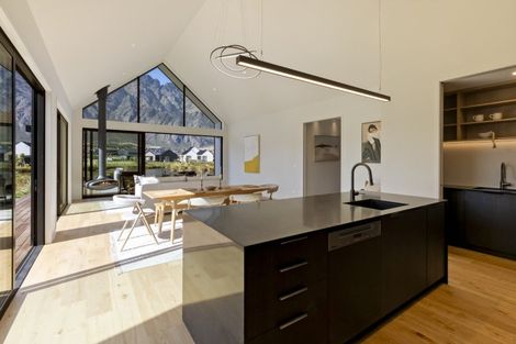Photo of property in 7 Centurion Court, Jacks Point, 9371