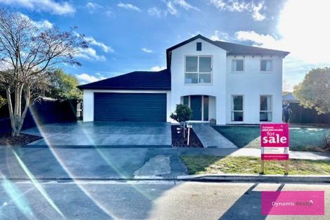 Photo of property in 20 Linkwater Way, Parklands, Christchurch, 8083