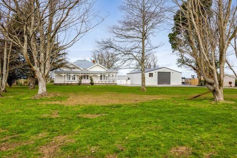 Photo of property in 76 Turuturu Road, Hawera, 4674