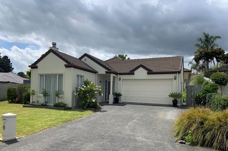 Photo of property in 14 Conacher Close, East Tamaki Heights, Auckland, 2016