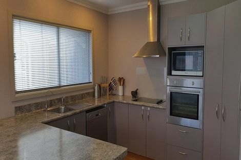 Photo of property in 13 Craig Street, Stratford, 4332