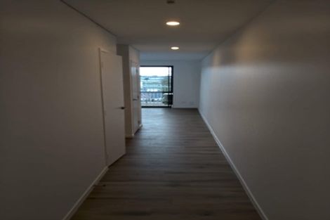 Photo of property in 10/45 Cessna Crescent, Mangere, Auckland, 2022