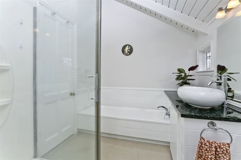 Photo of property in 2/4 Stratford Avenue, Milford, Auckland, 0620