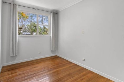 Photo of property in 18 Woodglen Road, Glen Eden, Auckland, 0602