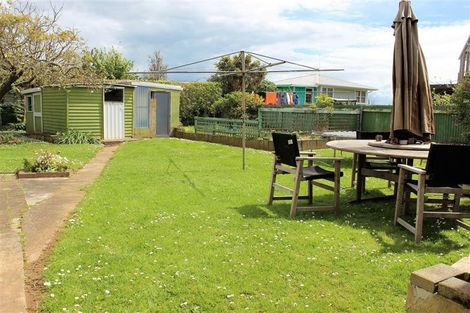 Photo of property in 211 Moanataiari Street, Thames, 3500