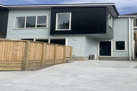 Photo of property in 28 Collins Avenue, Tawa, Wellington, 5028